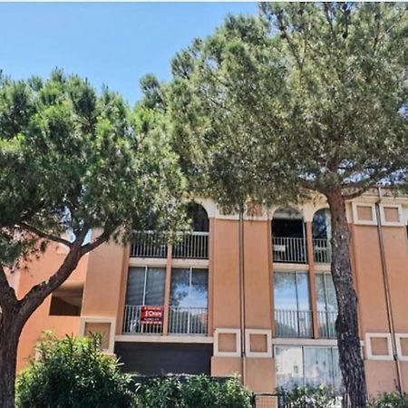 Superbe T2 Climatise, Proche Plage Avec Parking Prive Saint-Cyprien  Buitenkant foto